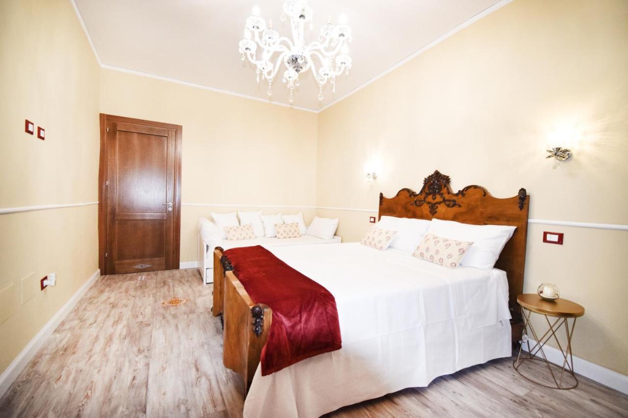 Luxury Apartment Via Genova Palermo Buitenkant foto