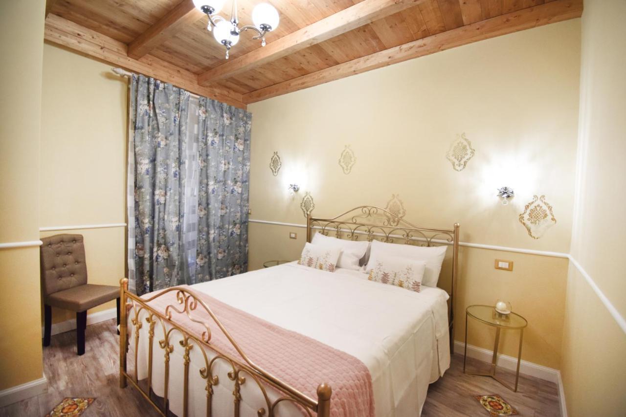 Luxury Apartment Via Genova Palermo Buitenkant foto