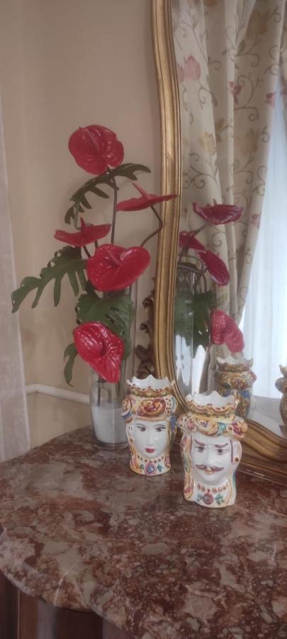 Luxury Apartment Via Genova Palermo Buitenkant foto
